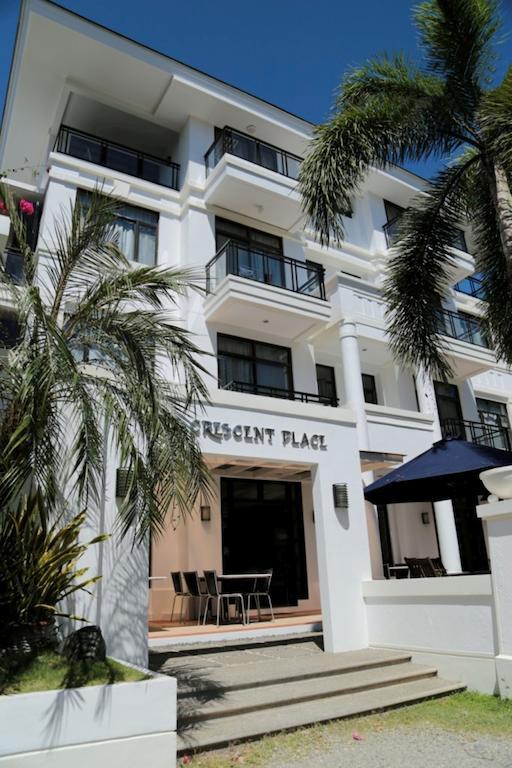 One Crescent Place Hotel Balabag  Εξωτερικό φωτογραφία