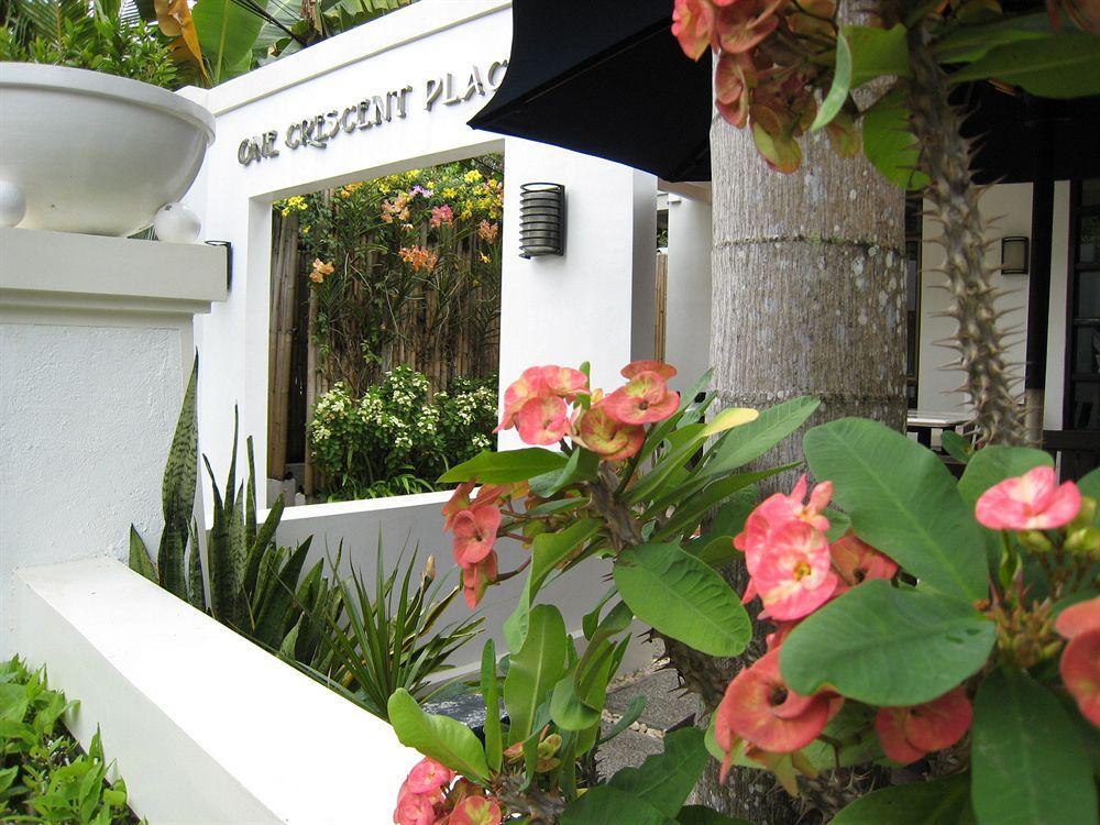 One Crescent Place Hotel Balabag  Εξωτερικό φωτογραφία