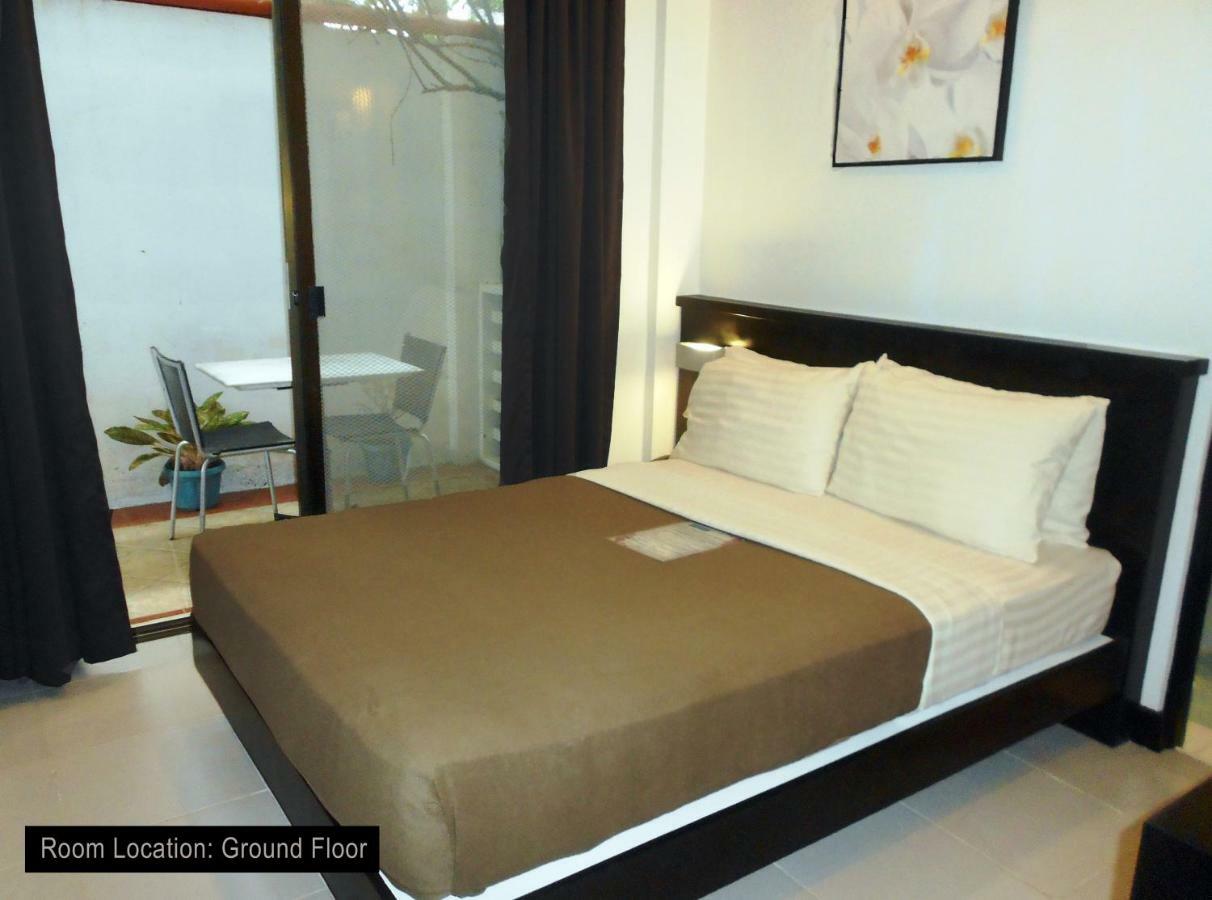 One Crescent Place Hotel Balabag  Εξωτερικό φωτογραφία